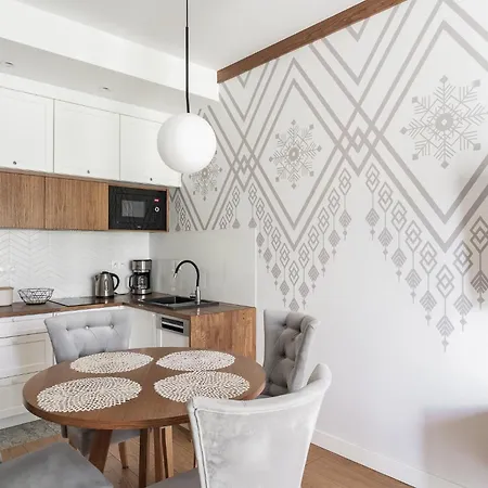 Karolinka - Sauna, Parking Podziemny W Cenie, Blisko Szlakow - Izby Podhalanskie Apartman *